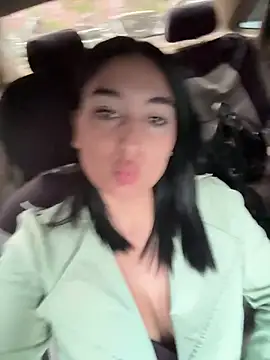 Scarlett 12 online show from 10-15-25, 11:32