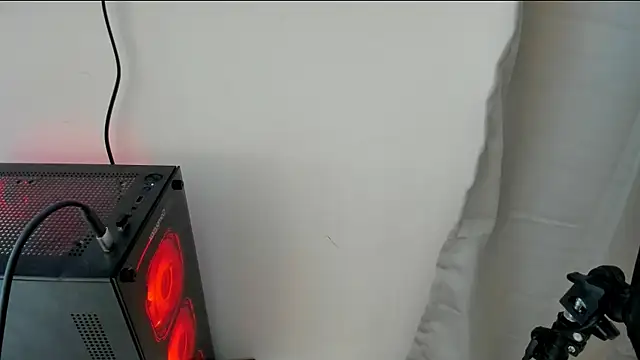 Snapshot of Rowan_Mills chatting on 09-14-25, 07:35 Rowan Mills online show from 09-14-25, 07:35