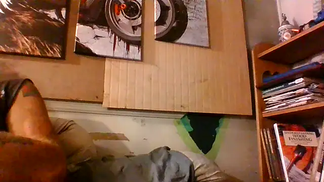 Snapshot of Cowboy815 chatting on 05-23-26, 04:07 Cowboy815 online show from 05-23-26, 04:07
