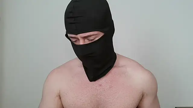 Snapshot of PhantomGent chatting on 04-10-26, 02:11 PhantomGent online show from 04-10-26, 02:11