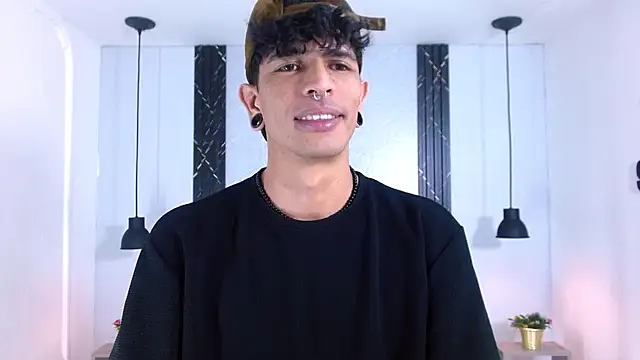 Franvill Trato online show from 10-27-25, 07:40