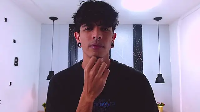 Franvill Trato online show from 10-28-25, 07:05