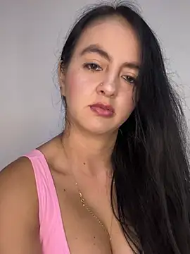 Snapshot of salo-rousee chatting on 01-11-26, 10:15 salo-rousee online show from 01-11-26, 10:15