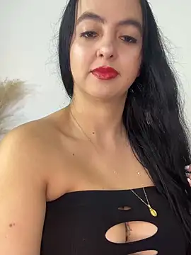 Snapshot of salo-rousee chatting on 02-05-26, 01:10 salo-rousee online show from 02-05-26, 01:10