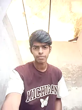 Snapshot of monster_33 chatting on 11-23-25, 06:24 monster 33 online show from 11-23-25, 06:24