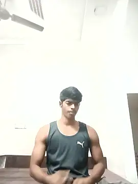 Snapshot of monster_33 chatting on 01-10-26, 06:53 monster 33 online show from 01-10-26, 06:53