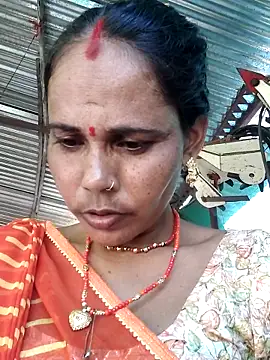 Pooja750 online show from 09-26-25, 05:11