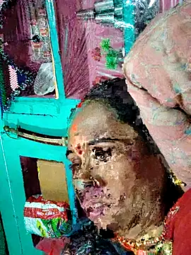 Pooja750 online show from 10-24-25, 08:11