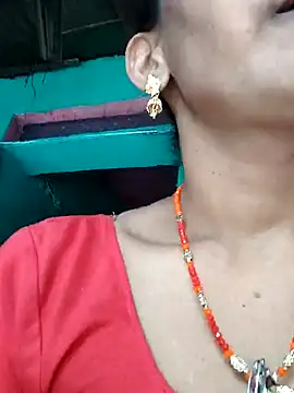 Pooja750 online show from 11-23-25, 06:13