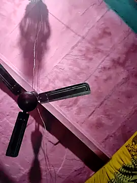 Pooja750 online show from 11-26-25, 05:47