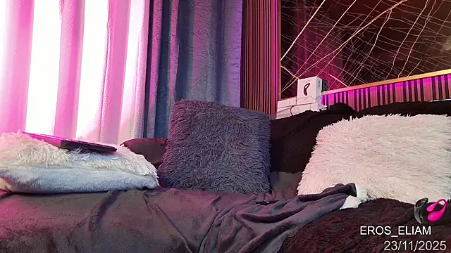 eroseliam online show from 11-23-25, 07:13
