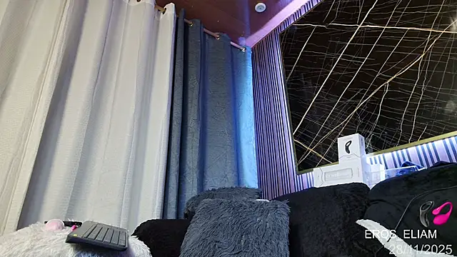 eroseliam online show from 11-28-25, 06:43
