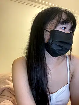 Minnie-2025 online show from 10-16-25, 04:41