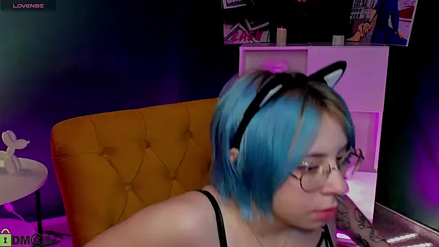 Penny Stanley online show from 10-04-25, 02:09