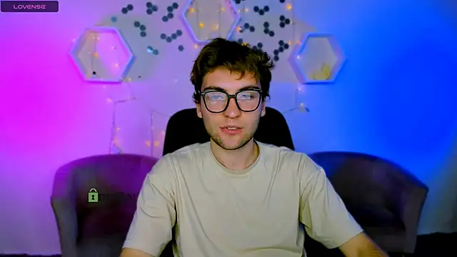 joseph bear  online show from 11-06-25, 07:59