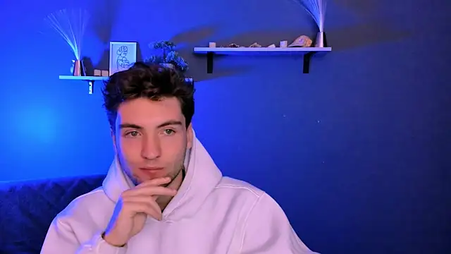 joseph bear  online show from 12-18-25, 07:53