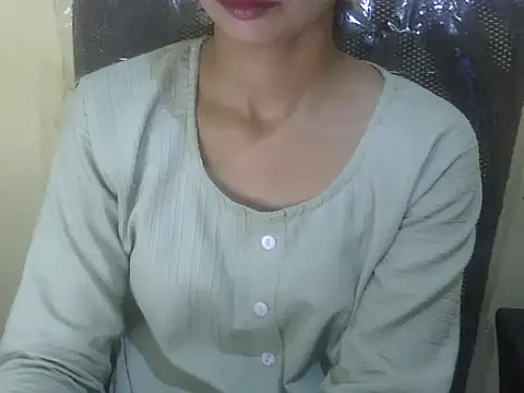 Snapshot of Rahat_S chatting on 10-21-25, 12:17 Rahat S online show from 10-21-25, 12:17