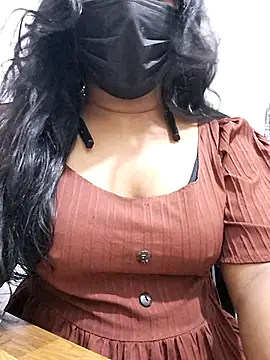 Snapshot of BeautyGirl_sara chatting on 09-26-25, 01:26 BeautyGirl sara online show from 09-26-25, 01:26