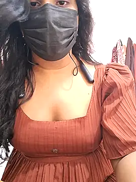 Snapshot of BeautyGirl_sara chatting on 10-28-25, 07:12 BeautyGirl sara online show from 10-28-25, 07:12