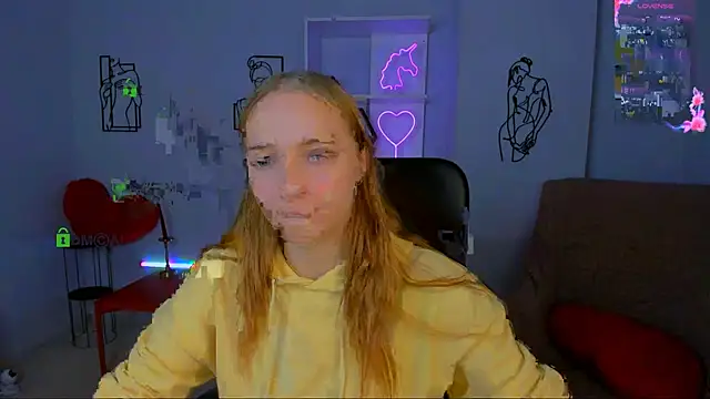 Snapshot of keylas_moan chatting on 10-18-25, 05:43 keylas moan online show from 10-18-25, 05:43