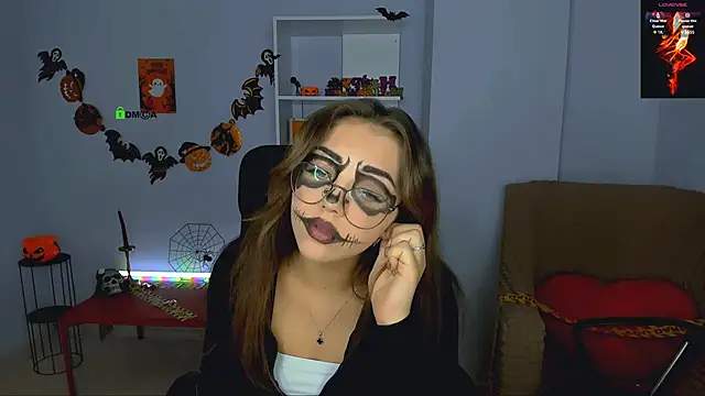 Snapshot of keylas_moan chatting on 10-31-25, 10:27 keylas moan online show from 10-31-25, 10:27