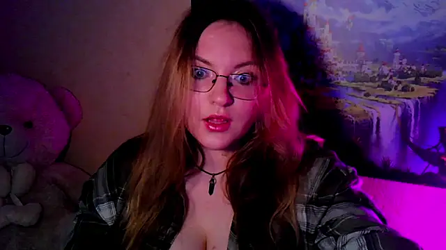 Snapshot of ZayaRush chatting on 11-06-25, 07:20 ZayaRush online show from 11-06-25, 07:20