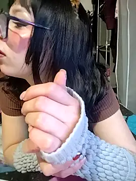 Kitty Melodi online show from 10-30-25, 09:11