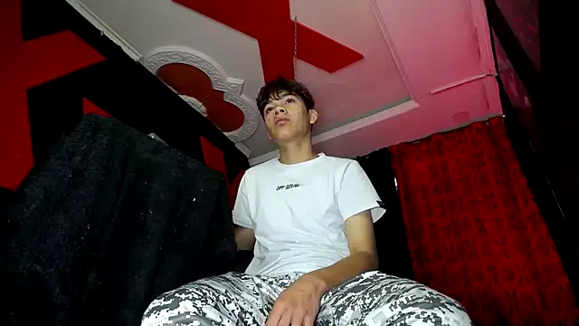 SemerHott online show from 09-23-25, 01:36