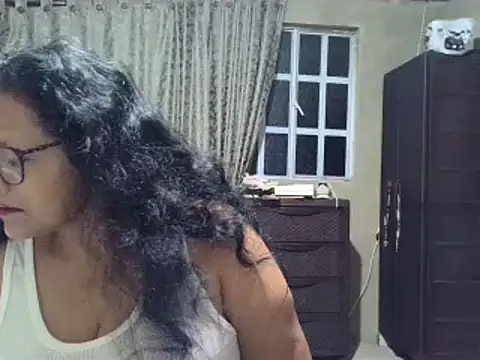  Cristal online show from 10-22-25, 08:47