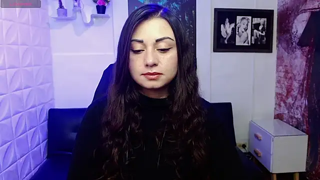 Eva Roussell online show from 11-07-25, 02:39