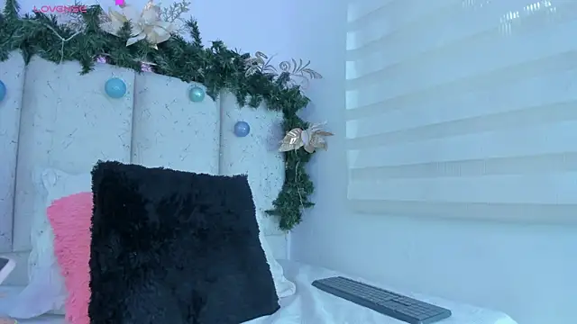 violeta olsen online show from 12-18-25, 07:09