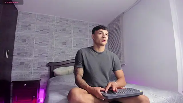 DavisFirb online show from 11-20-25, 02:45