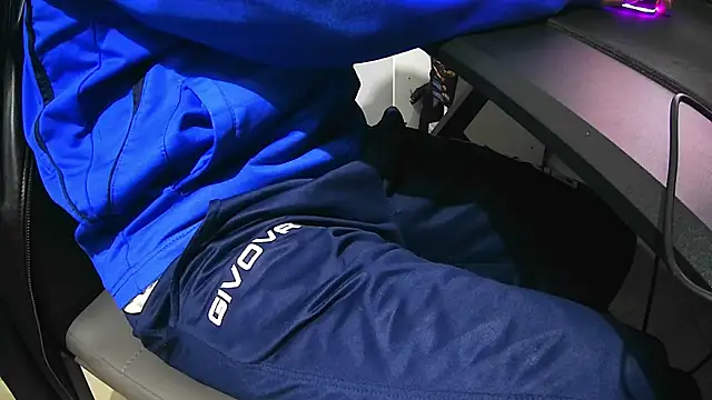 Pennellone98 online show from 11-07-25, 02:17