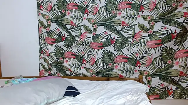 smallkarlakarla online show from 02-20-26, 10:32