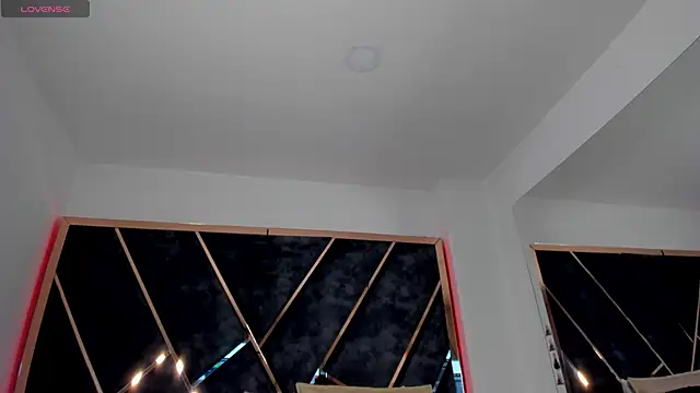 Snapshot of SusanaHenao chatting on 09-19-25, 05:24 SusanaHenao online show from 09-19-25, 05:24
