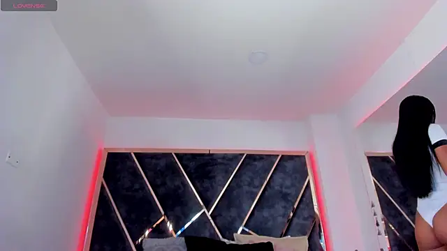 Snapshot of SusanaHenao chatting on 09-30-25, 07:08 SusanaHenao online show from 09-30-25, 07:08