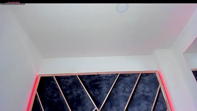 Snapshot of SusanaHenao chatting on 10-15-25, 07:14 SusanaHenao online show from 10-15-25, 07:14