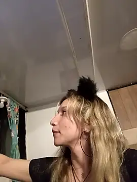 Licethf00x online show from 10-26-25, 04:51