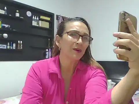 MiaVega online show from 10-01-25, 02:56