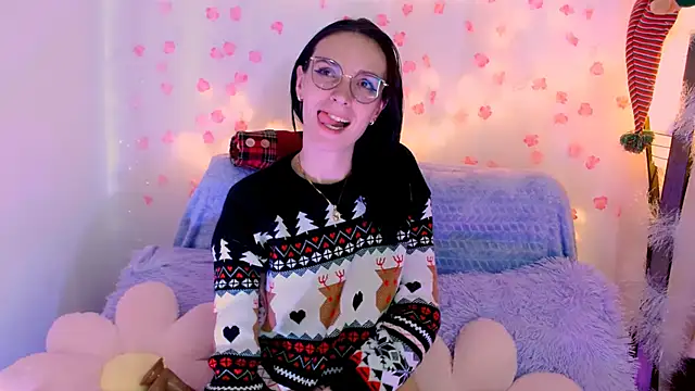 Snapshot of AuroraHans1 chatting on 12-18-25, 02:39 AuroraHans1 online show from 12-18-25, 02:39