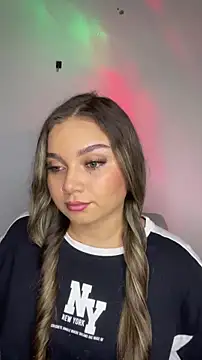 AnnyLopezzz  online show from 11-28-25, 01:41