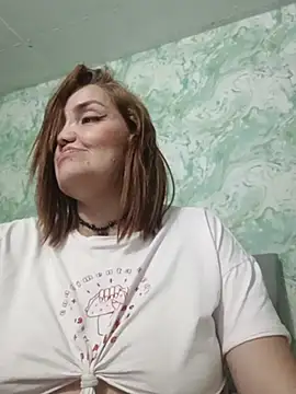 Snapshot of MayaLuna1 chatting on 10-23-25, 03:17 MayaLuna1 online show from 10-23-25, 03:17