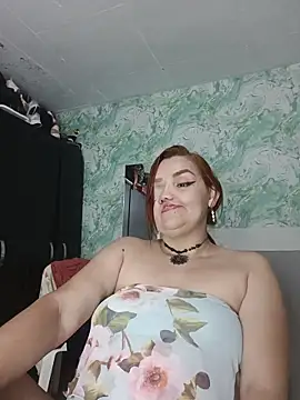 Snapshot of MayaLuna1 chatting on 02-15-26, 09:55 MayaLuna1 online show from 02-15-26, 09:55