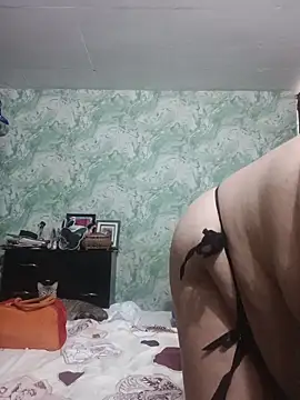 Snapshot of MayaLuna1 chatting on 04-15-26, 11:17 MayaLuna1 online show from 04-15-26, 11:17