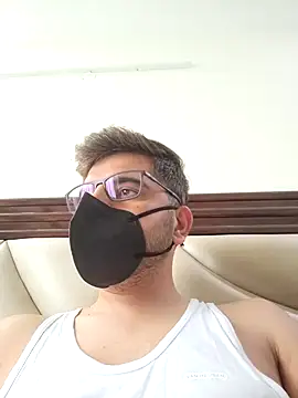 LoveGuruRA online show from 09-30-25, 03:44