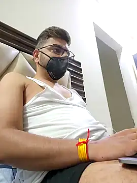 LoveGuruRA online show from 10-13-25, 01:38