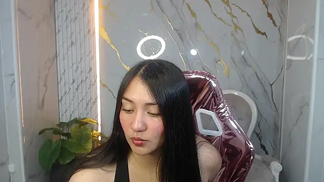 Ivony18 b online show from 10-15-25, 08:09