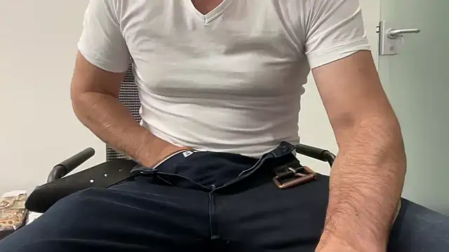 harrys74 online show from 11-04-25, 05:34