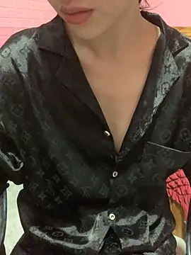 Tieuvi 18 online show from 10-23-25, 11:24