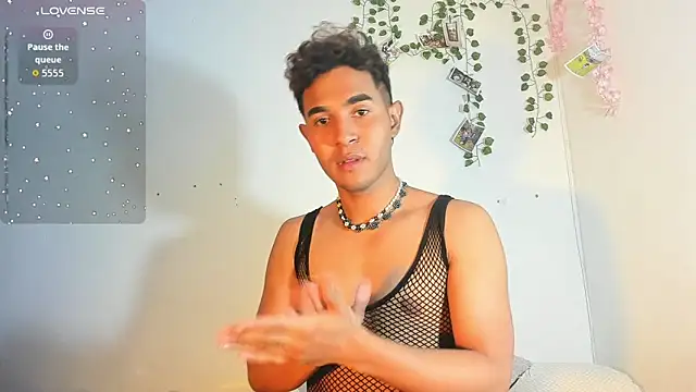 Snapshot of cute_sammy_1 chatting on 09-13-25, 05:07 cute sammy 1 online show from 09-13-25, 05:07